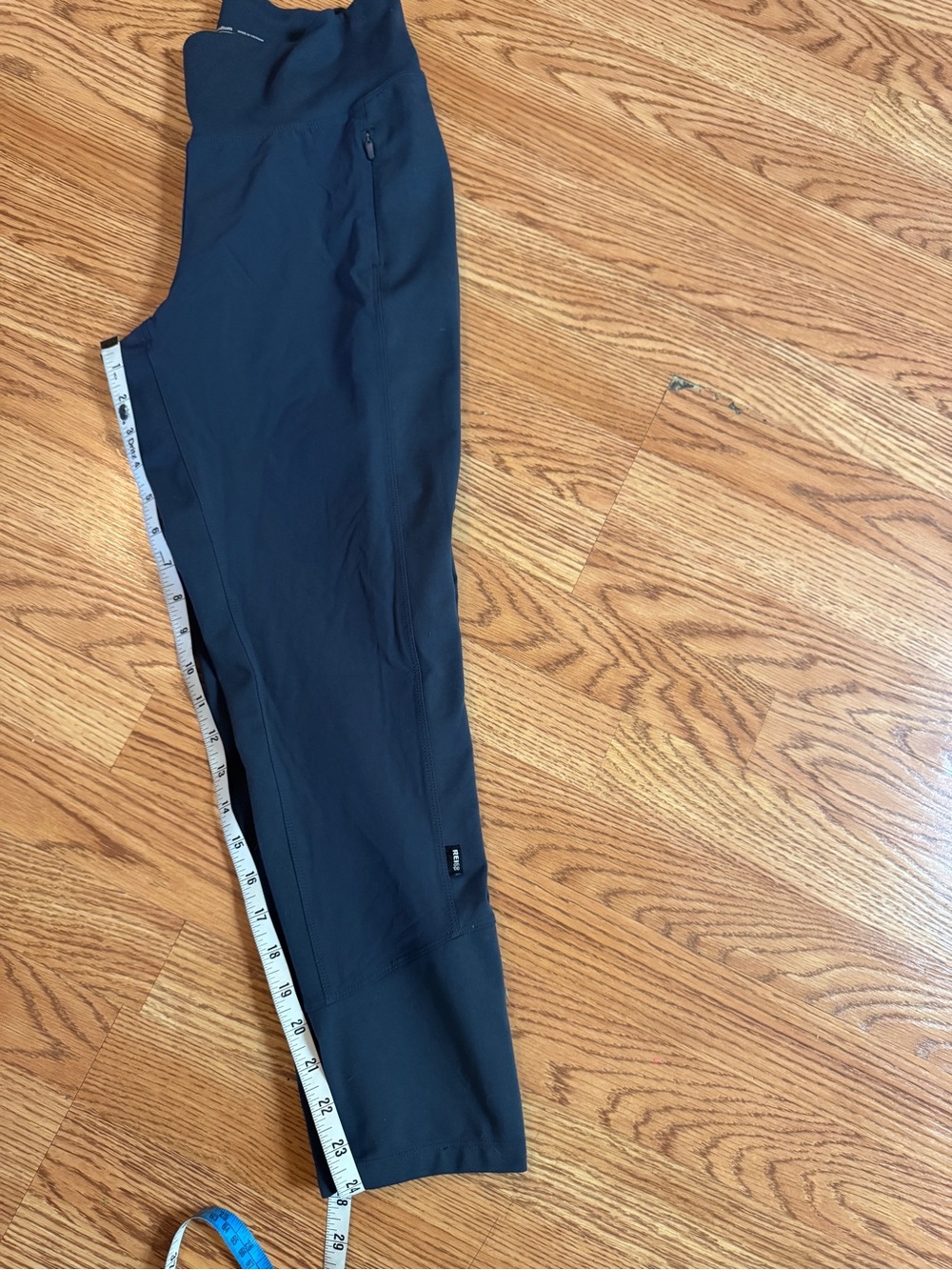 REI Pants size medium - Picture 4 of 6